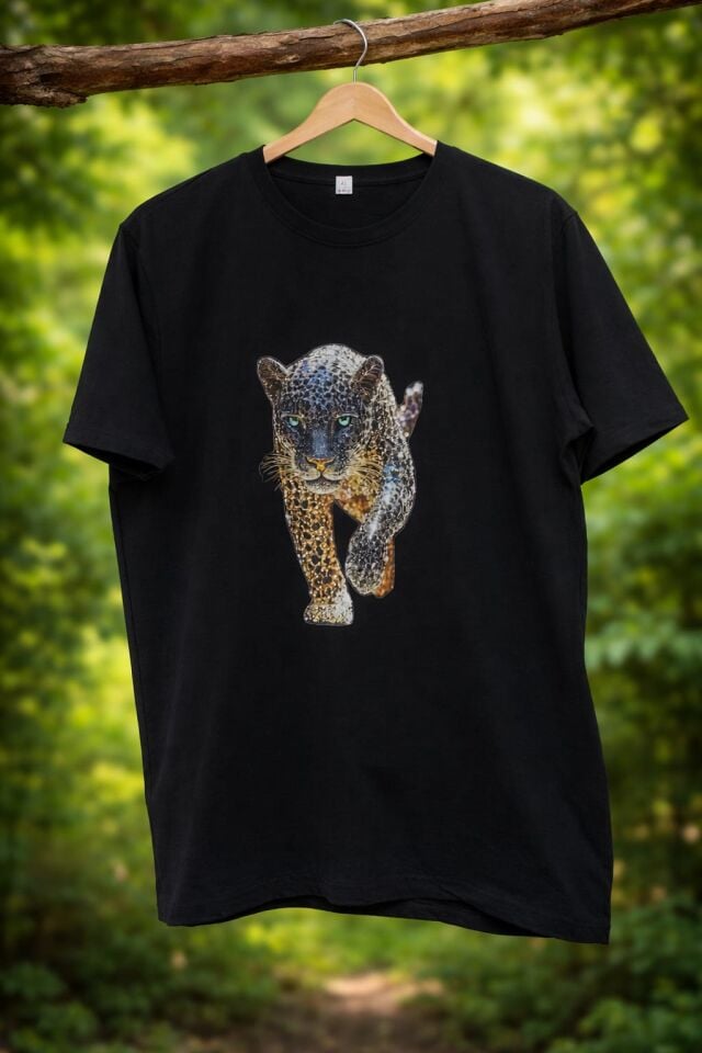 Baskılı Altın Gümüş Zincir Leopar Unisex Tişört