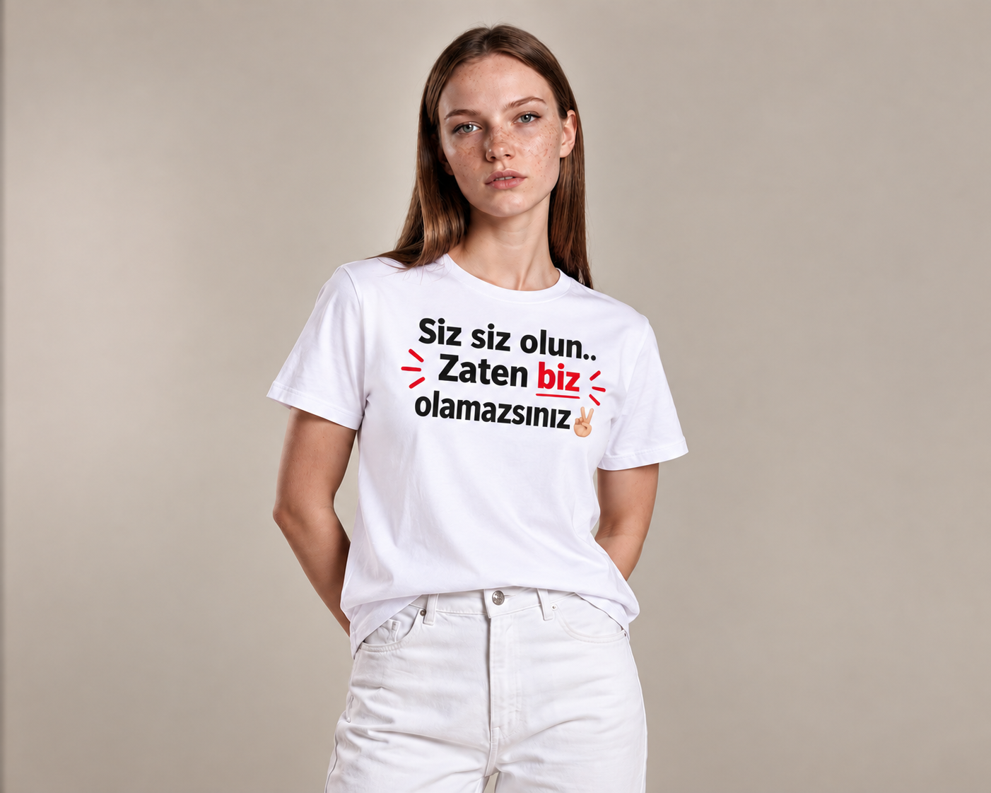 “Siz Siz Olun” Yazı Baskılı %100 Pamuk Kadın Tişört XL Beden - Beyaz