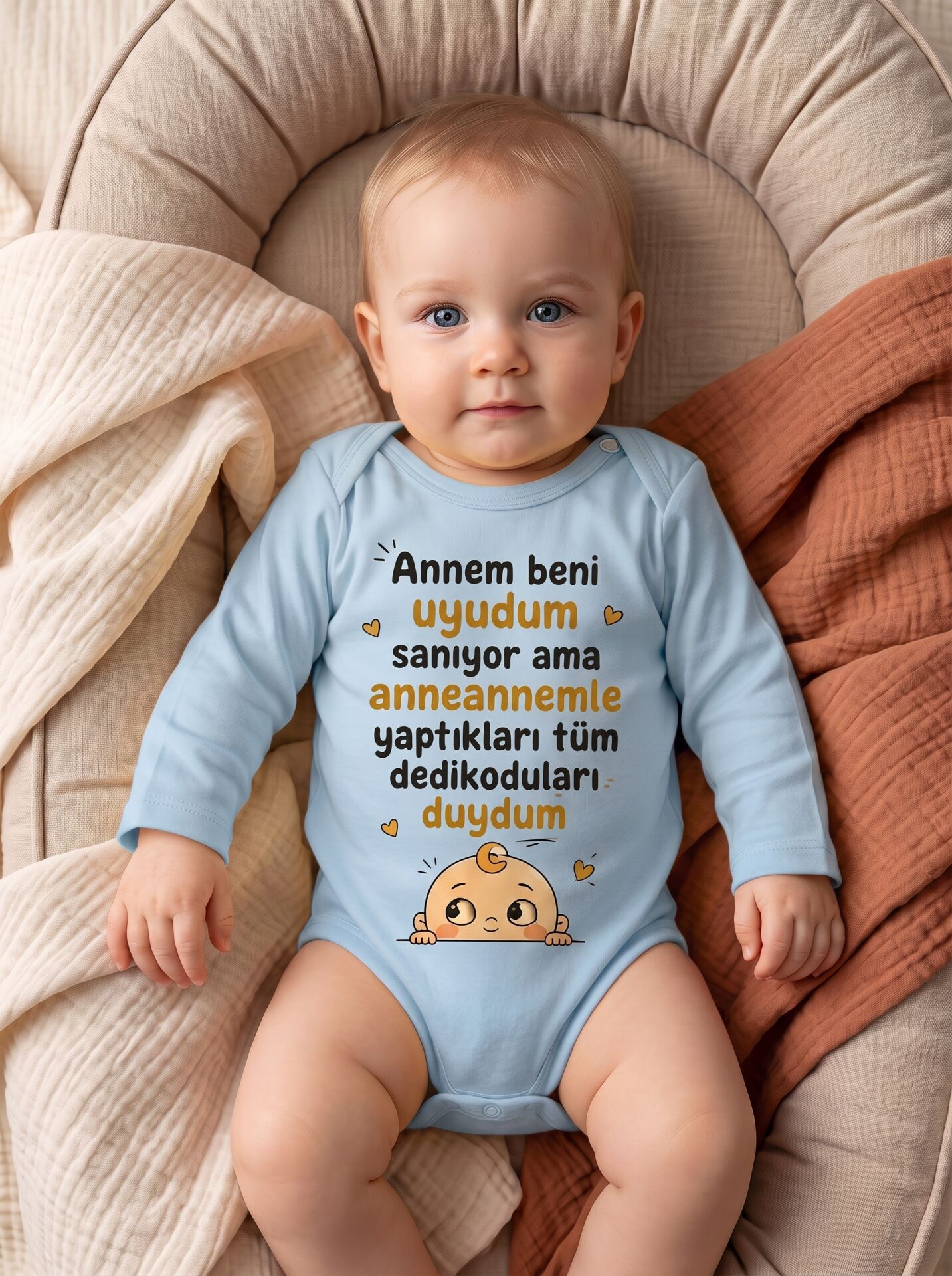 Annem Beni Uyudum Sanıyor Dedikodu Yazılı Pamuklu Bebek Body (Zıbın) Mavi - 12-18